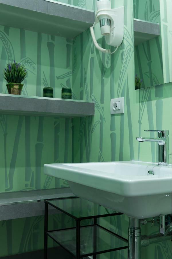 Beautiful Apartment In San Giovanni Close To Colosseo Rom Exteriör bild