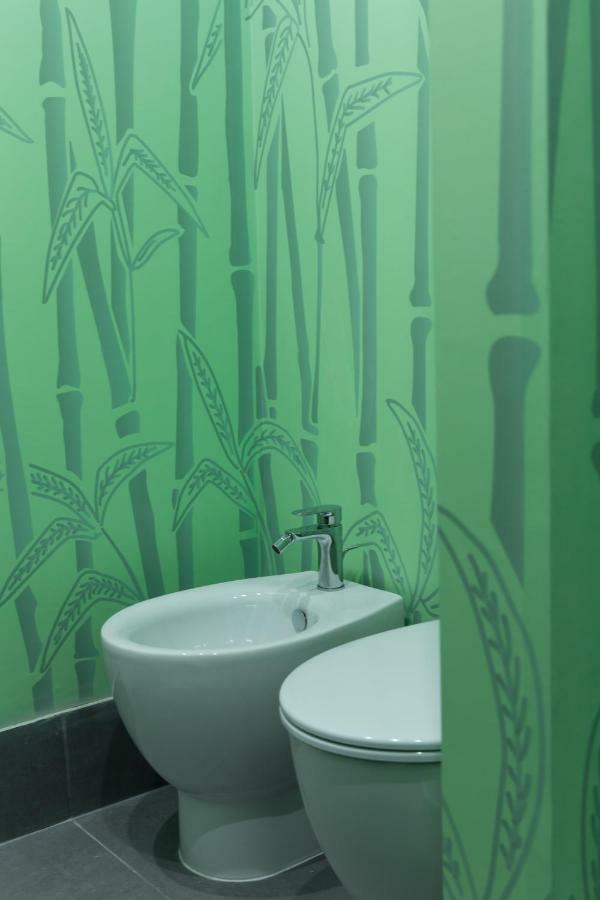 Beautiful Apartment In San Giovanni Close To Colosseo Rom Exteriör bild