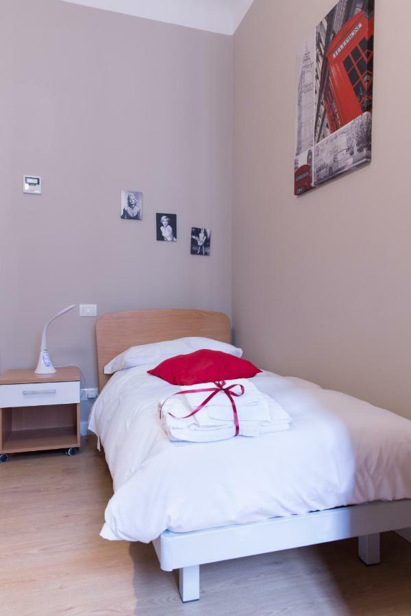 Beautiful Apartment In San Giovanni Close To Colosseo Rom Exteriör bild
